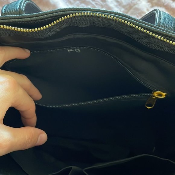 Disney Minnie Mouse Black and White Polka Dot Handbag - Picture 8 of 8